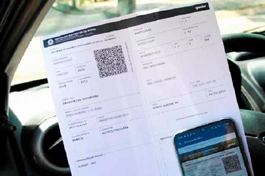 Proprietários de veículos registrados em Minas já podem imprimir o CRLV em casa