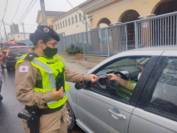 Polícia Militar e parceiros realizam ações na Semana Nacional do Trânsito em Araxá