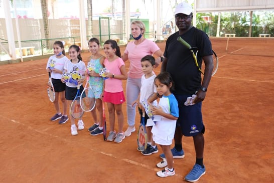 Academia de Tênis Jane Porfírio promove torneio Confraternização 2020