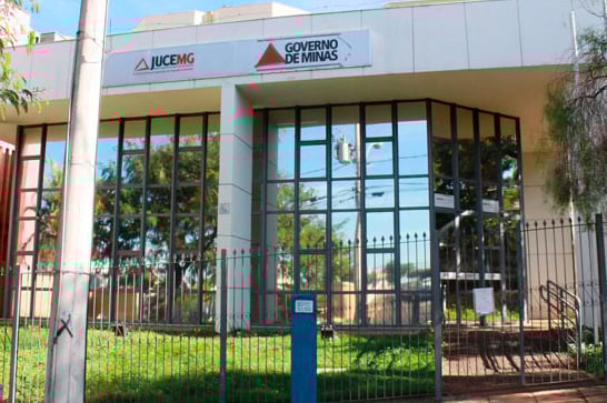 Jucemg utiliza transporte por aplicativo para reduzir custos