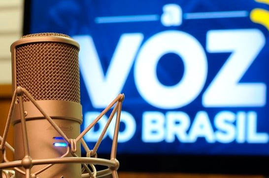 Aberta consulta pública sobre flexibilização da Voz do Brasil em 2021