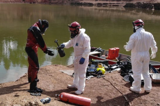 Equipamento moderno beneficia bombeiros no resgate em águas contaminadas