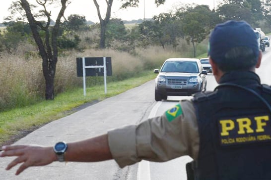 PRF registra 903 acidentes e 67 mortes em rodovias no Ano Novo