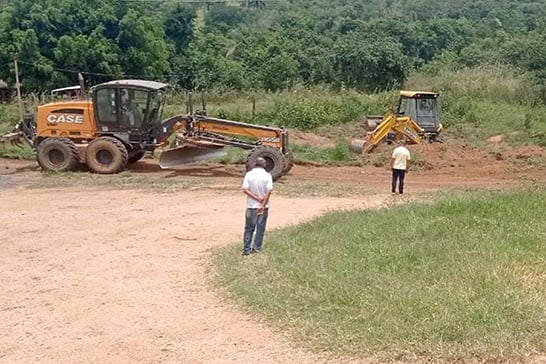 Prefeitura recupera as principais estradas rurais de Araxá