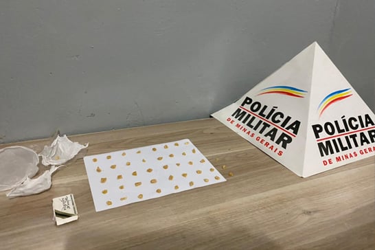 Jovem é preso com drogas no São Francisco