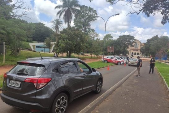 Força-tarefa contra Covid-19 reforça fiscalização em Araxá