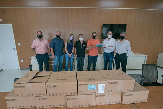 Araxá recebe mais nove capacetes Elmo para tratamento de casos de Covid-19