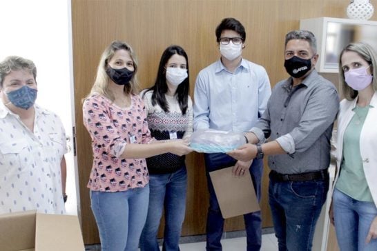 Prefeitura repassa à Santa Casa capacetes “Elmo” doados pela Fiemg