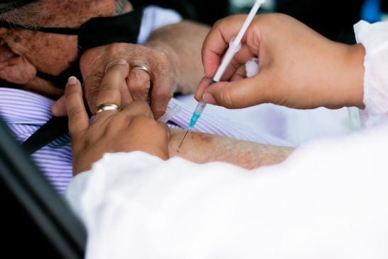 Cerca de 1.200 idosos entre 70 a 84 anos ainda não retornaram para 2ª dose da vacina contra a Covid-19