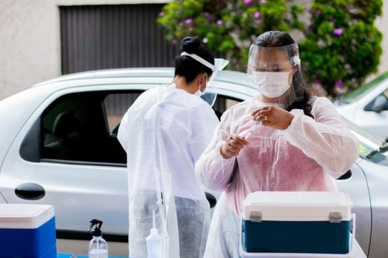 Araxá vacina pessoas com comorbidades entre 55 e 57 anos de terça a sexta