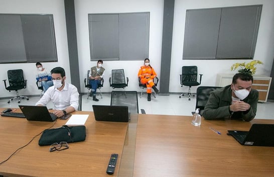 Profissionais de saúde recebem curso de capacitação para atendimento Covid-19