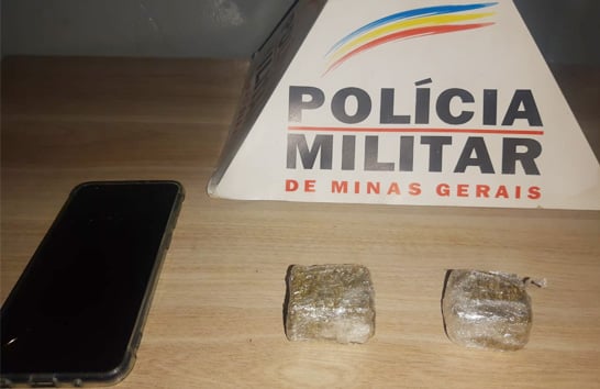 Polícia Militar apreende drogas durante Operação Alferes