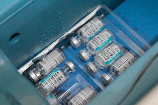 Araxá recebe doses da AstraZeneca para comorbidades 45+ e portadores de deficiência permanente 18+