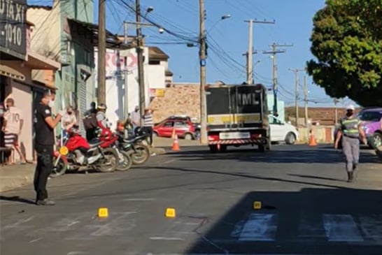 Duas pessoas morrem em acidente de trânsito no Ana Pinto de Almeida