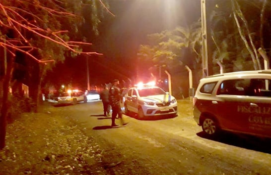 Bar é interditado e responsáveis por festas são multados pela Fiscalização contra a Covid-19