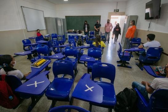 Prefeitura dá boas-vindas aos alunos no retorno das aulas presenciais
