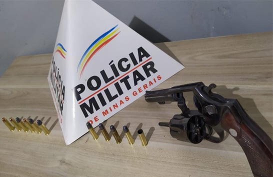 PM prende condutor por embriaguez e disparo de arma de fogo