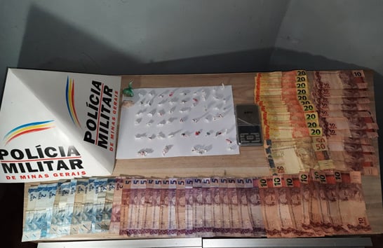 Homem é preso com pedras de crack na região central