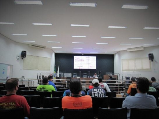 Fórum debate Projeto para regulamentação da atividade de mototaxistas