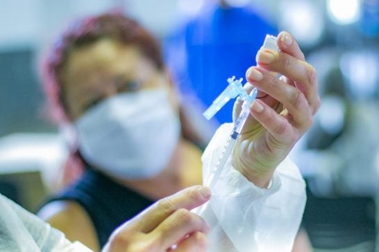 Araxá realiza mutirão de 2ª dose de CoronaVac, AstraZeneca e Pfizer dias 8 e 9 de setembro