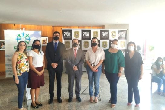 Servidores que fazem parte da Rede de Proteção à Criança e ao Adolescente participam de capacitação